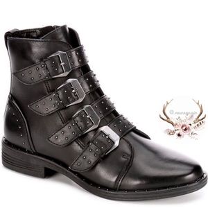 Steve Madden Buckle Pursue Boots NWOB